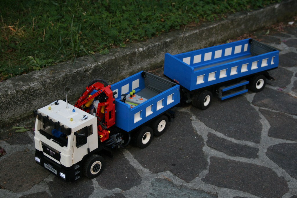 348.jpg