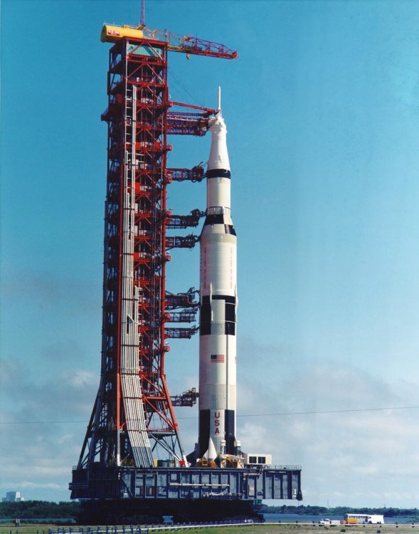 ap11-KSC-69PC-241HR.jpg