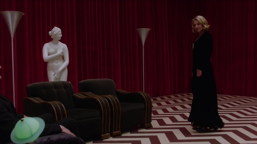 TheRedRoom_2.jpg