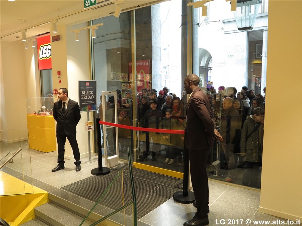 LegoStoreTorino-10.jpg
