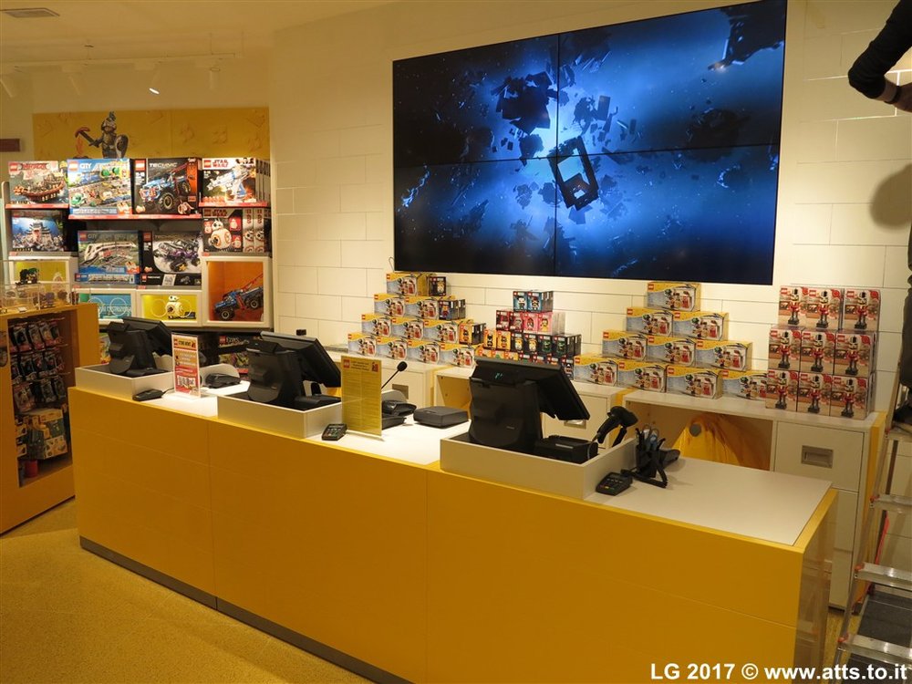 LegoStoreTorino-12.jpg
