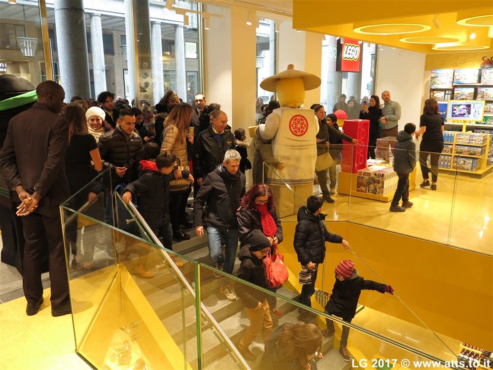 LegoStoreTorino-14.jpg