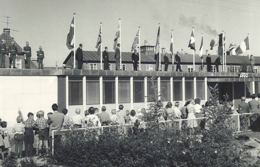 SystemHouse_inauguration_1958-Original.jpg