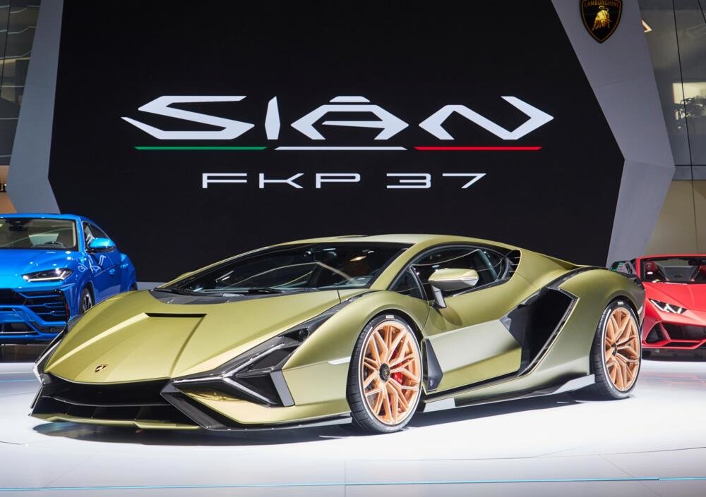 lamborghini-sian-fkp-37-salone-francoforte-2019-7.jpg.5c1c7e97b248ed75e8904b5e70cccab4.jpg