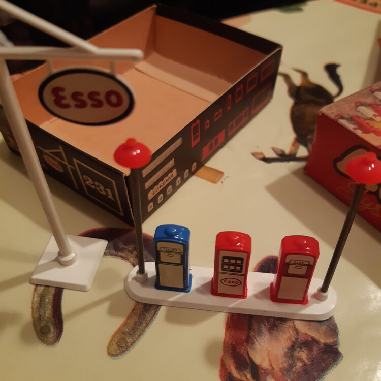 16466780600176024256495202043225.jpg