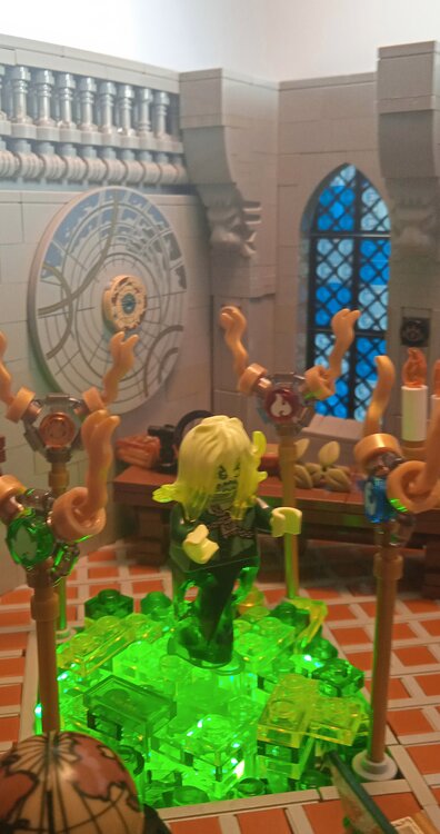 1031976102_004Summoning.thumb.jpg.3da2b3e6d5a4c0d99f3b27c5ad4a8348.jpg